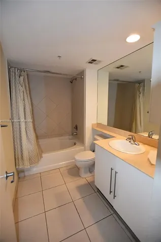 325 S Biscayne Boulevard Miami FL 33131