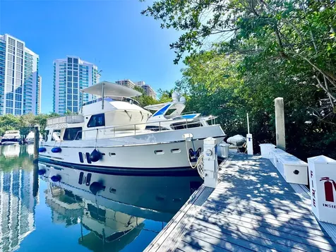 3575 Mystic Pointe Drive Slip 99 Aventura FL 33180