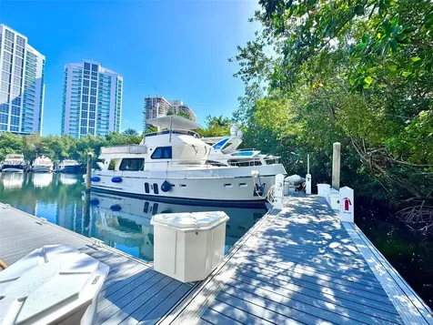 3575 Mystic Pointe Drive Slip 99 Aventura FL 33180