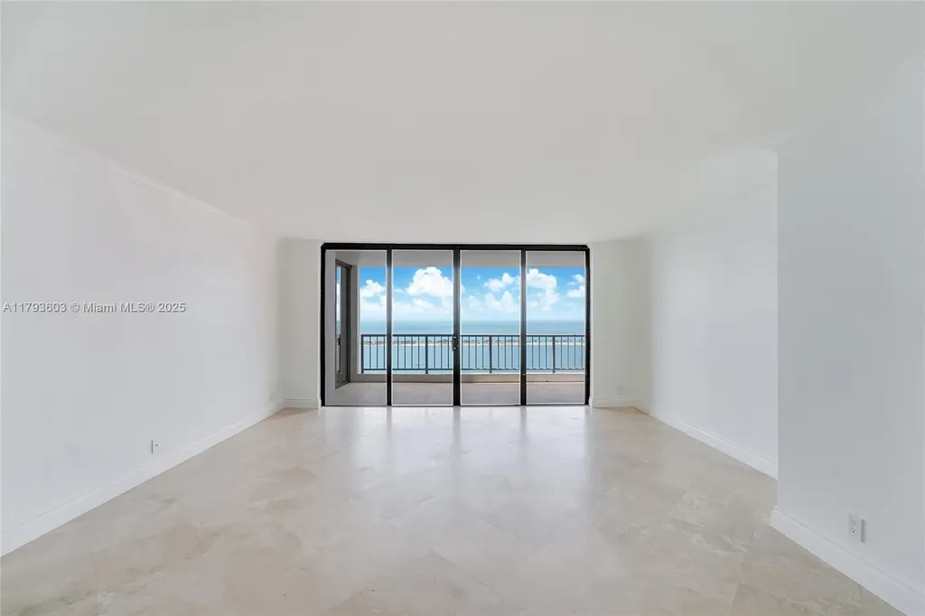 1581 Brickell Avenue Miami FL 33129