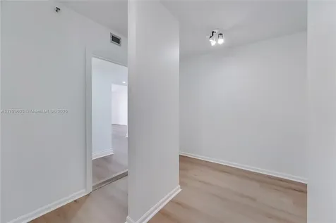 1581 Brickell Avenue Miami FL 33129