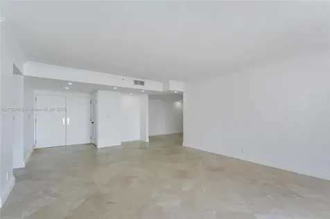 1581 Brickell Avenue Miami FL 33129