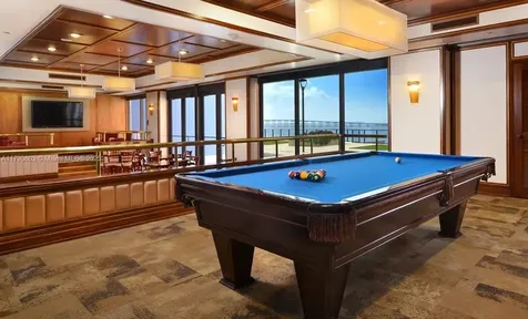 1581 Brickell Avenue Miami FL 33129