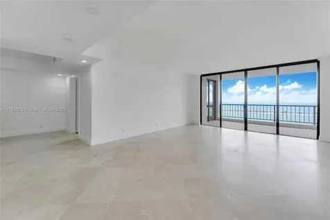 1581 Brickell Avenue Miami FL 33129