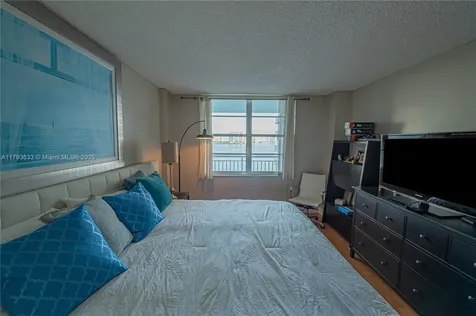 301 174th Street Sunny Isles Beach FL 33160