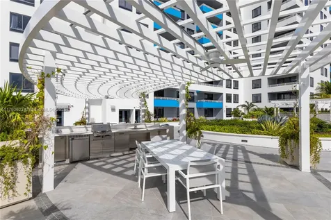 1330 West Avenue Miami Beach FL 33139