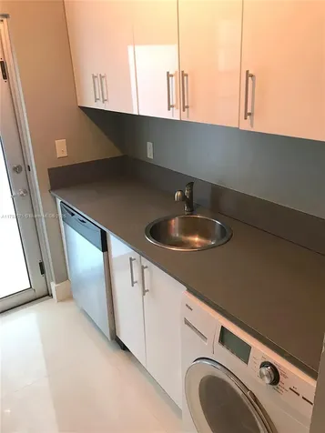 1604 Drexel Avenue Miami Beach FL 33139