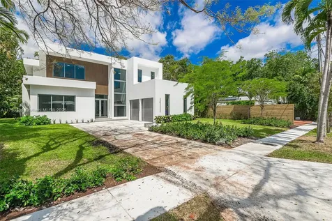 2730 SW 17th Avenue Miami FL 33133