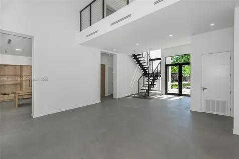 2730 SW 17th Avenue Miami FL 33133