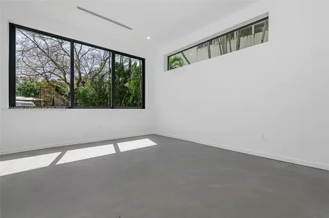2730 SW 17th Avenue Miami FL 33133