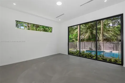 2730 SW 17th Avenue Miami FL 33133