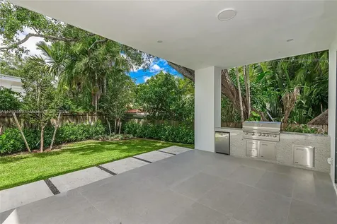 2730 SW 17th Avenue Miami FL 33133