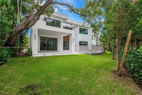 2730 SW 17th Avenue Miami FL 33133