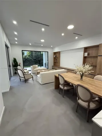 2730 SW 17th Avenue Miami FL 33133