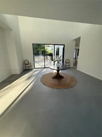 2730 SW 17th Avenue Miami FL 33133