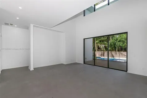 2730 SW 17th Avenue Miami FL 33133