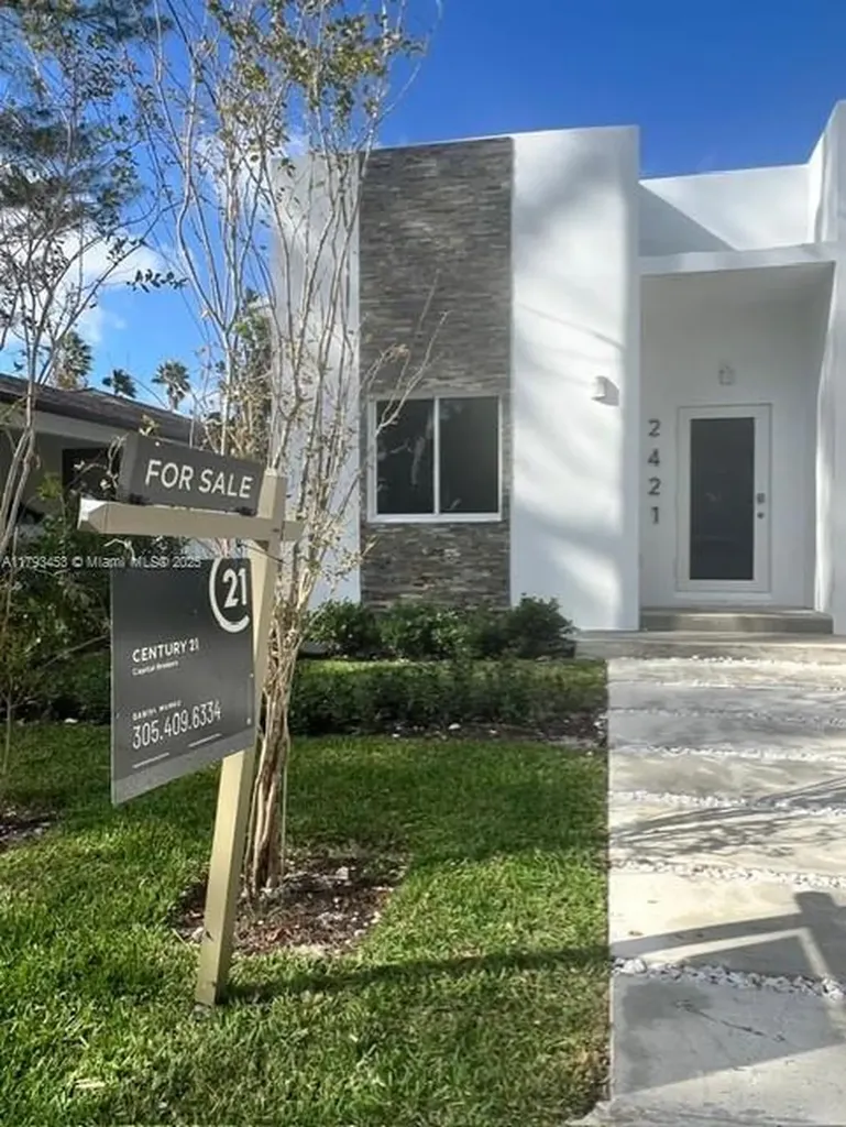 2421 NW 23rd Lane Fort Lauderdale FL 33311