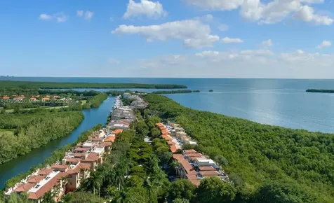 6206 Paradise Point Drive Palmetto Bay FL 33157
