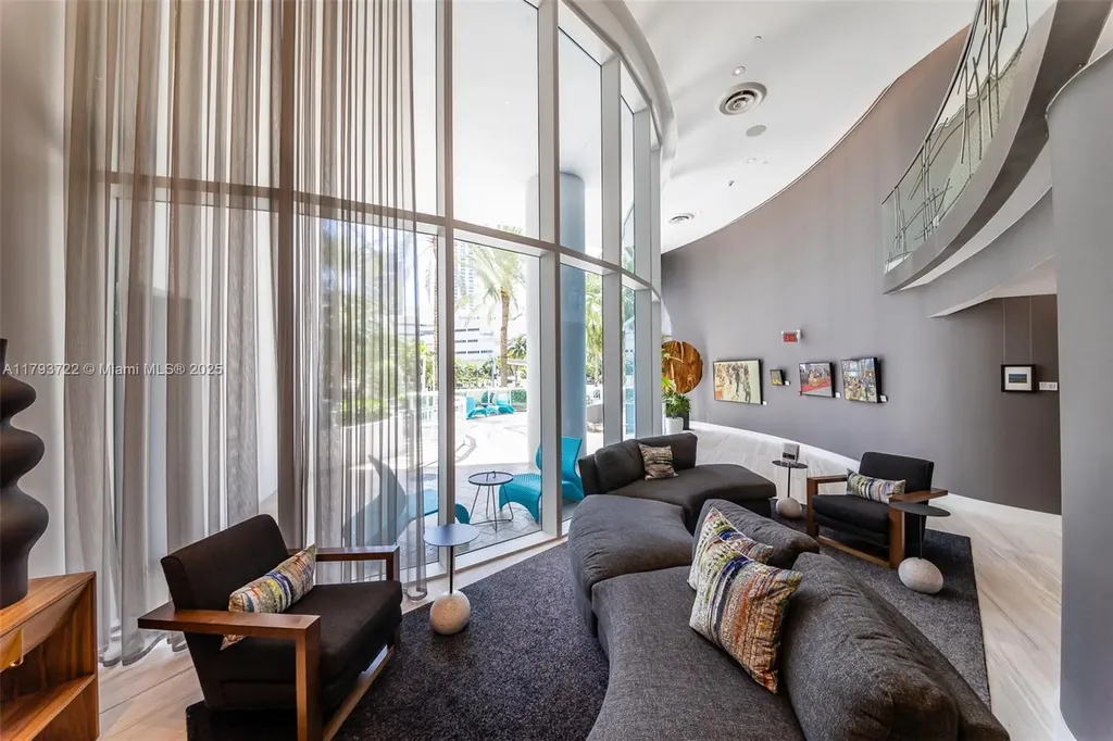 333 Las Olas Way Fort Lauderdale FL 33301