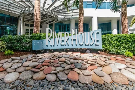 333 Las Olas Way Fort Lauderdale FL 33301