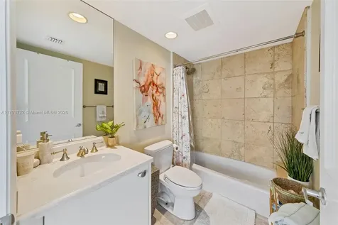333 Las Olas Way Fort Lauderdale FL 33301