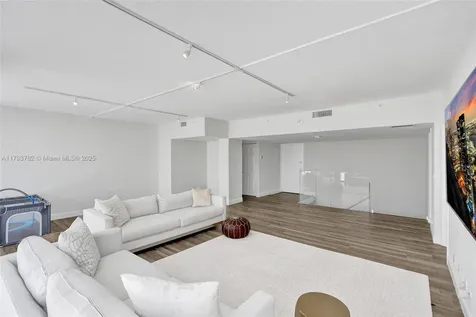 20355 NE 34th Court Aventura FL 33180