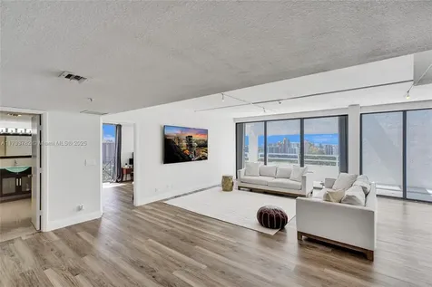 20355 NE 34th Court Aventura FL 33180