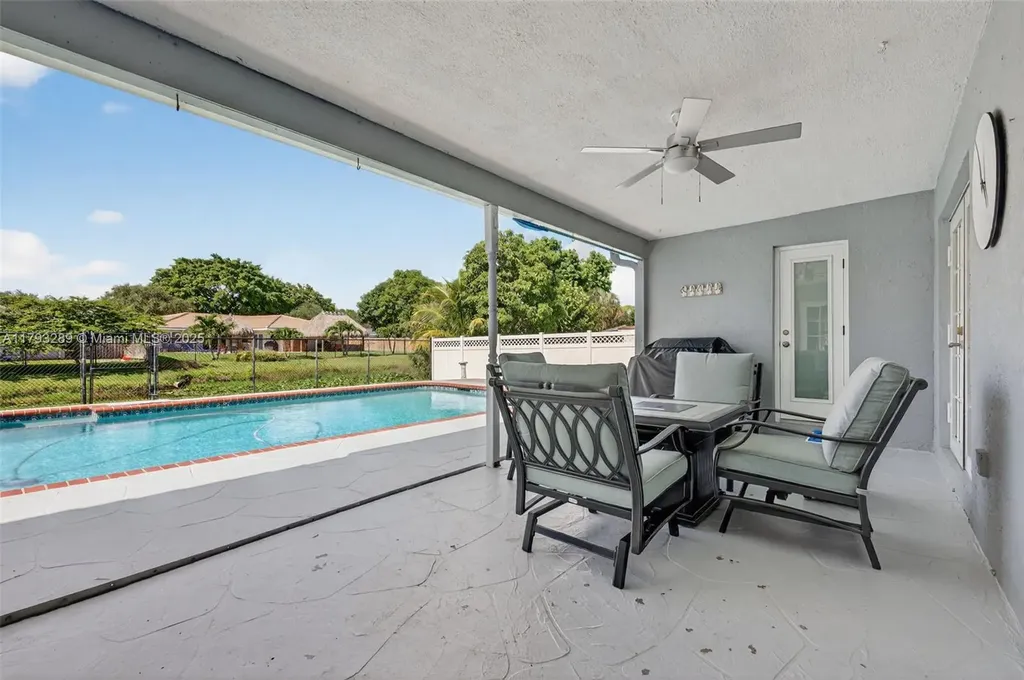 8588 NW 27th Drive Coral Springs FL 33065