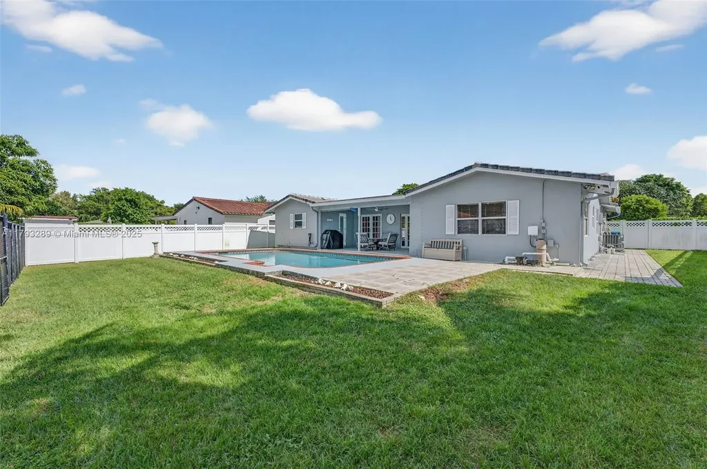 8588 NW 27th Drive Coral Springs FL 33065