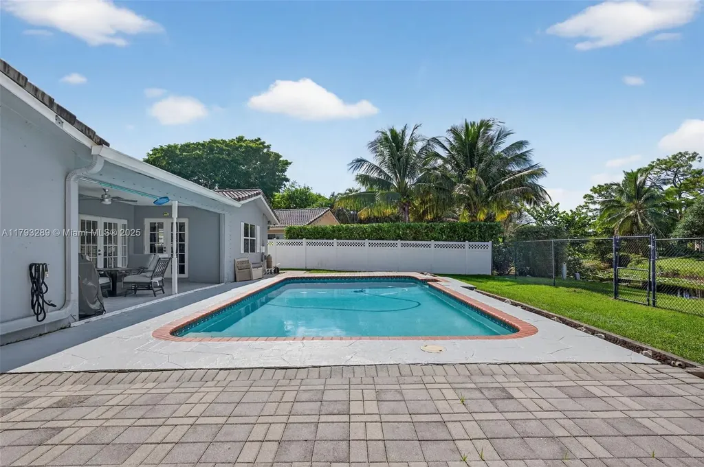 8588 NW 27th Drive Coral Springs FL 33065