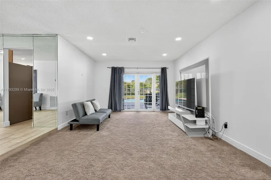 8588 NW 27th Drive Coral Springs FL 33065