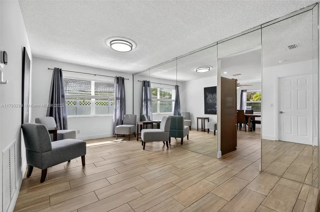 8588 NW 27th Drive Coral Springs FL 33065