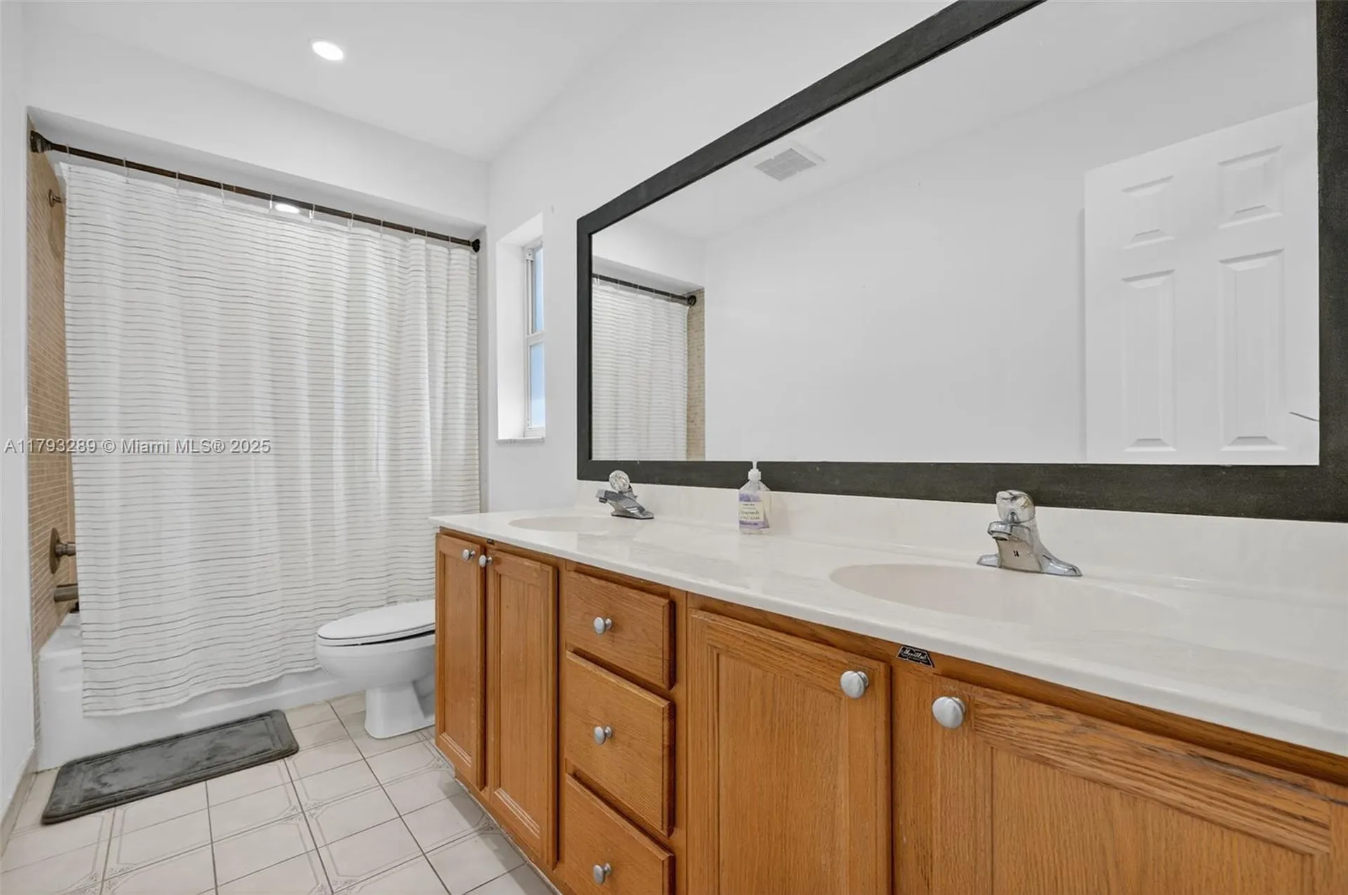 8588 NW 27th Drive Coral Springs FL 33065