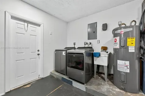 8588 NW 27th Drive Coral Springs FL 33065