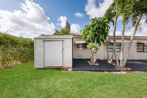 9103 NW 81st Court Tamarac FL 33321