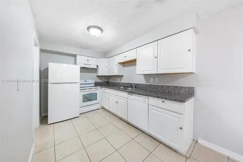 9103 NW 81st Court Tamarac FL 33321