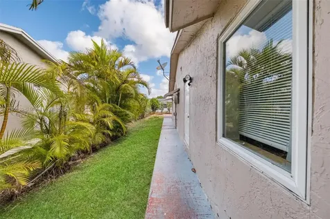 9103 NW 81st Court Tamarac FL 33321