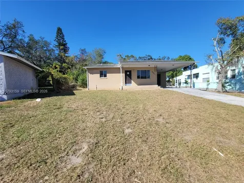 1112 Evanston Street Sebring FL 33870