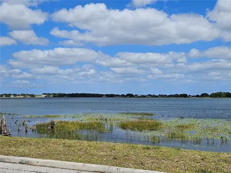 1112 Evanston Street Sebring FL 33870