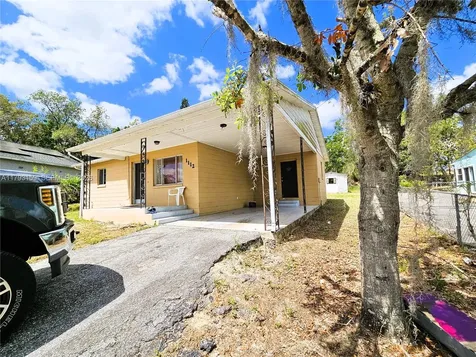 1112 Evanston Street Sebring FL 33870