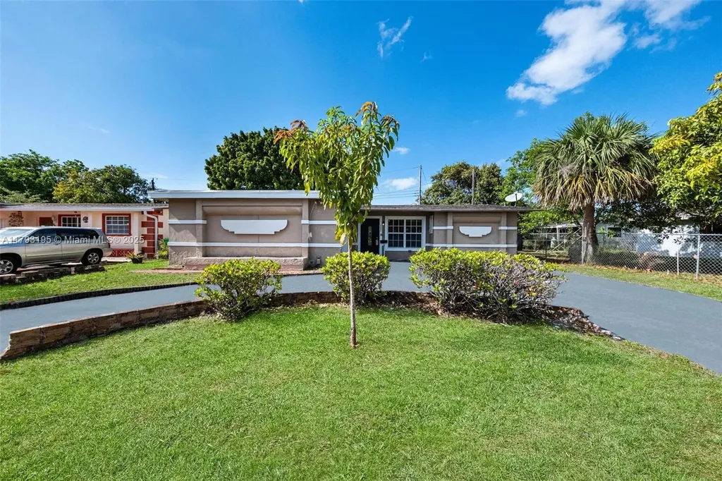 6421 NW 24th Place Sunrise FL 33313
