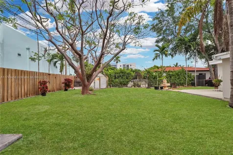 6397 SW 9th Street West Miami FL 33144