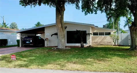 7000 SW 10th Street Pembroke Pines FL 33023