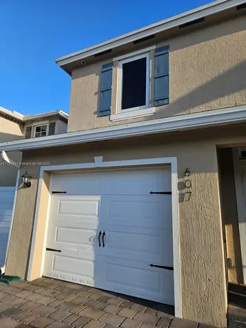 607 NE 4th Street Florida City FL 33034