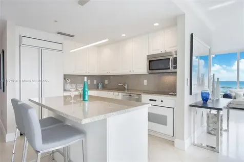 3400 SW 27th Avenue Coconut Grove FL 33133