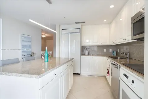 3400 SW 27th Avenue Coconut Grove FL 33133