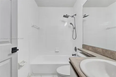 6805 Sienna Club Place Lauderhill FL 33319