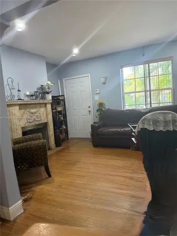 40 NE 49th Street Miami FL 33137