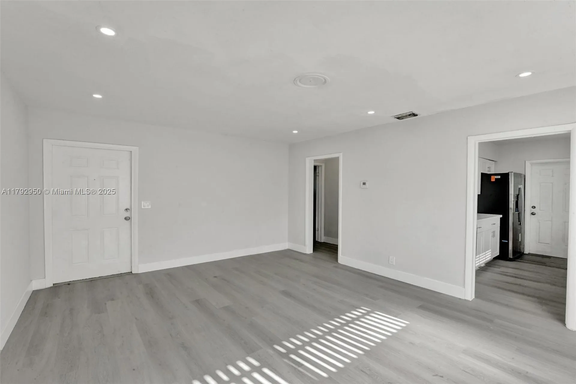 5657 Grant Street Hollywood FL 33021