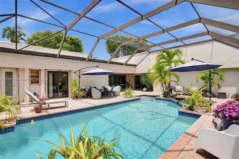 17005 SW 80th Court Palmetto Bay FL 33157